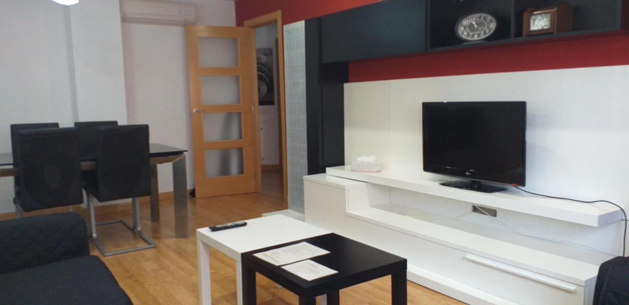 Apartamento Los Lirios Logrono Luaran gambar