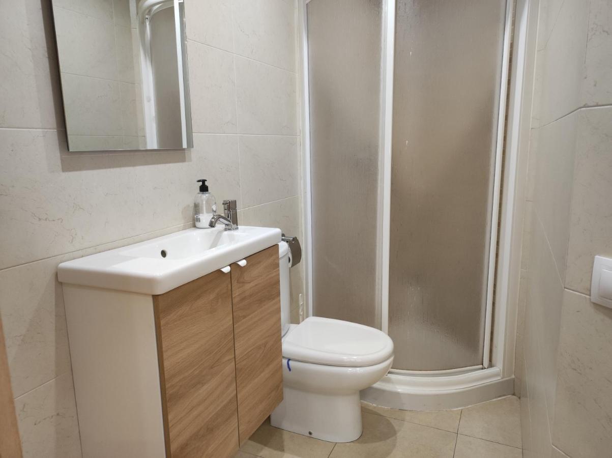 Apartamento Los Lirios Logrono Luaran gambar