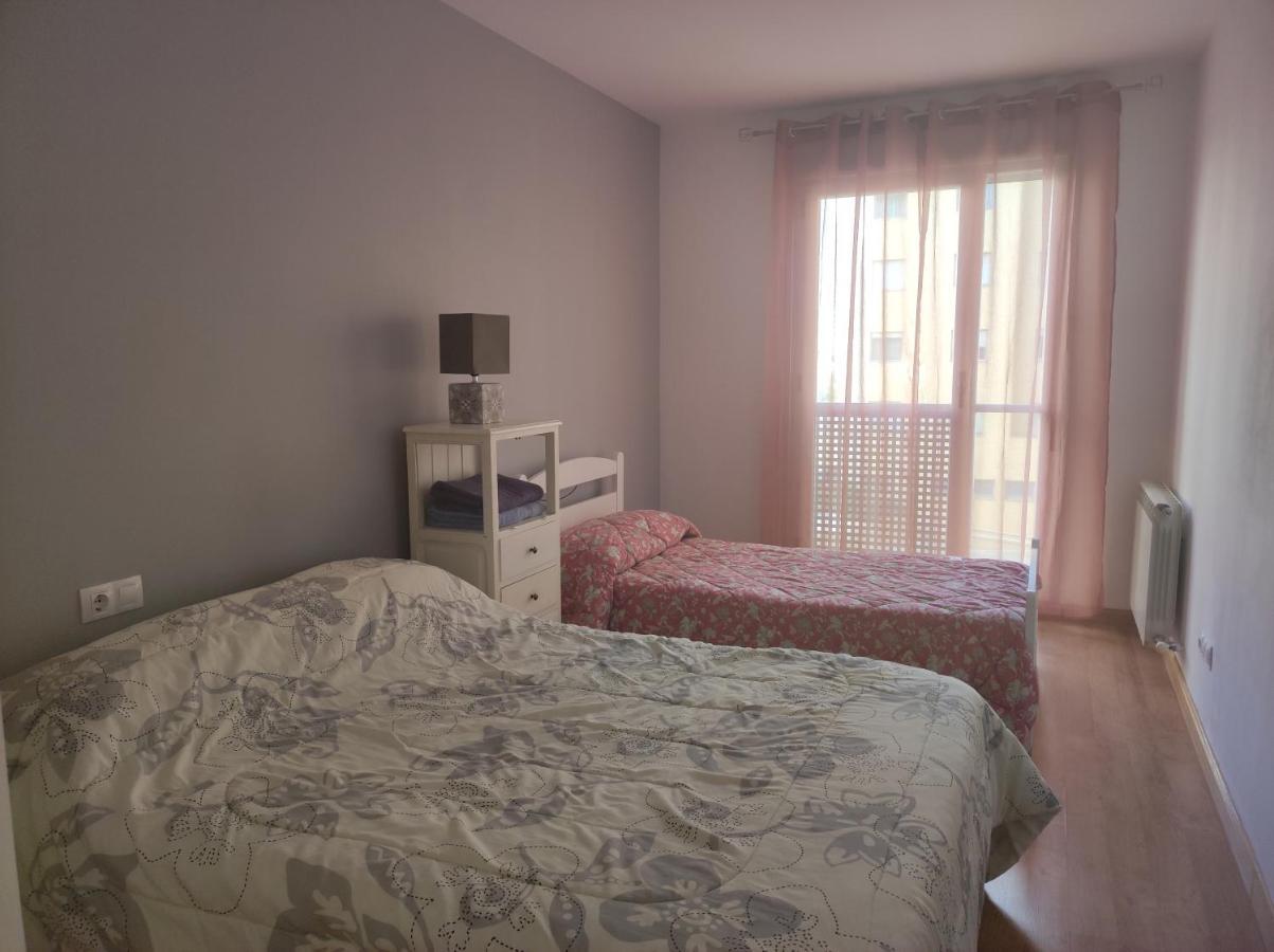 Apartamento Los Lirios Logrono Luaran gambar