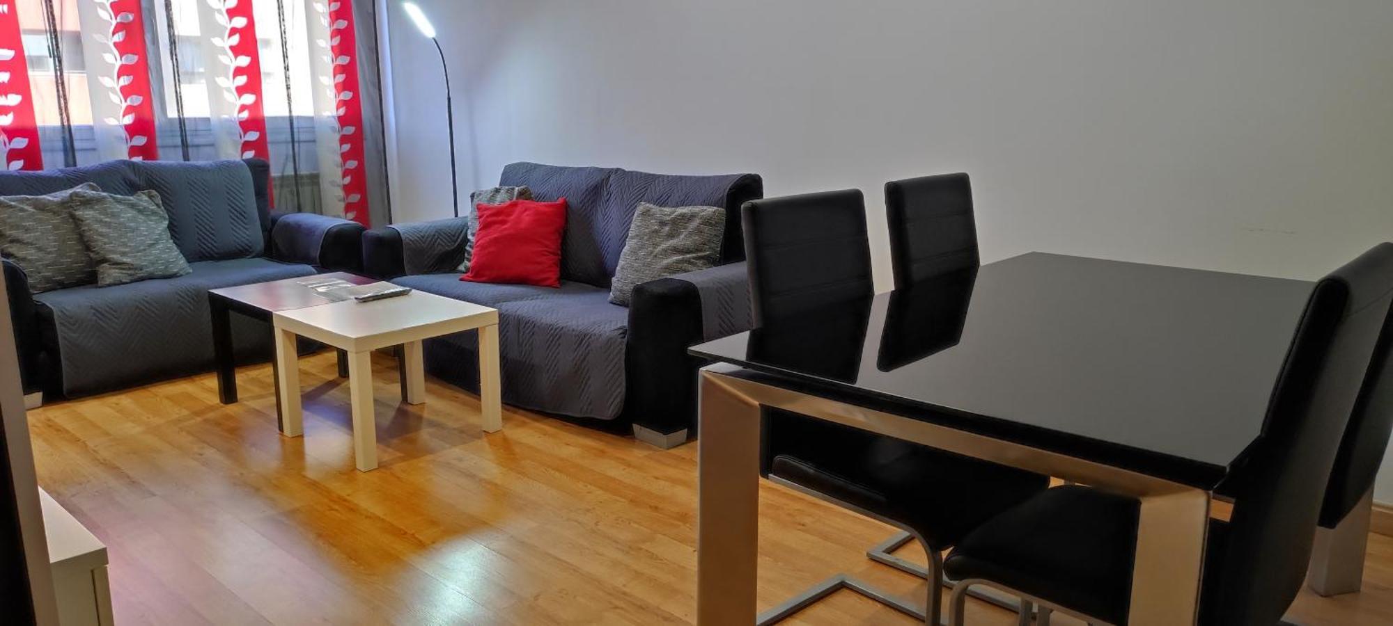 Apartamento Los Lirios Logrono Luaran gambar