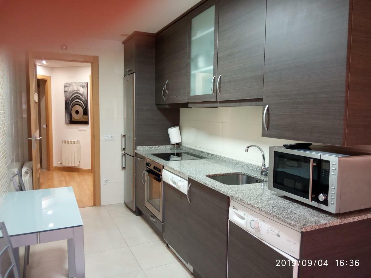 Apartamento Los Lirios Logrono Luaran gambar